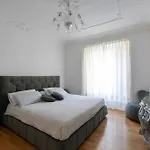 Apartment The Rich Man *