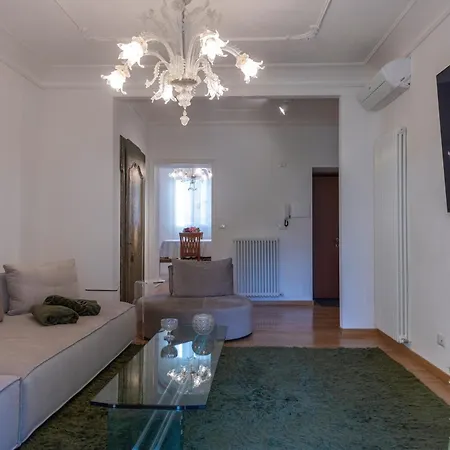 The Rich Man Apartment Bellagio